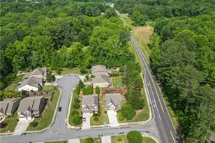 2080 Red Barn Ct, Cumming, GA 30040 - Photo 38