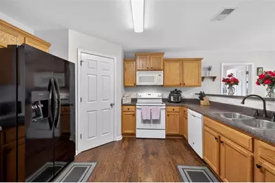 364 Plantation Drive, Jefferson, GA 30549 - Photo 16