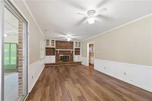 137 Bonnie Ln NW, Lilburn, GA 30047 - Photo 8