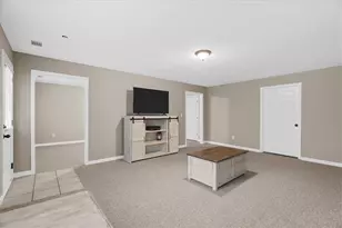 221 Woodford Way SE, Calhoun, GA 30701 - Photo 32