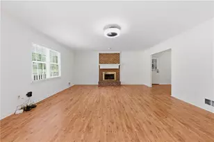3391 Blue Jay Dr, Duluth, GA 30096 - Photo 4