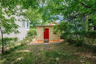 1068 Snyder St NW, Atlanta, GA 30318 - Photo 10