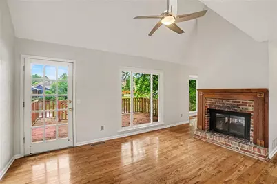 4328 Keheley Lake Court NE, Marietta, GA 30066 - Photo 8
