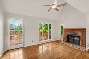 4328 Keheley Lake Ct NE, Marietta, GA 30066 - Photo 8