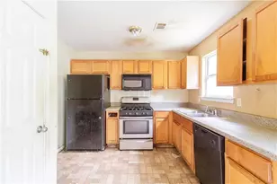 2783 High Tide Dr, Atlanta, GA 30349 - Photo 10