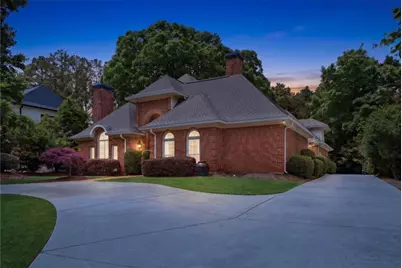 104 Oakland Hills Court, Johns Creek, GA 30097 - Photo 4