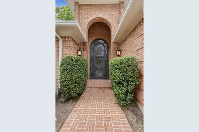 104 Oakland Hills Court, Johns Creek, GA 30097 - Photo 8
