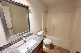 603 Marsh Lake Rd, Lawrenceville, GA 30045 - Photo 14
