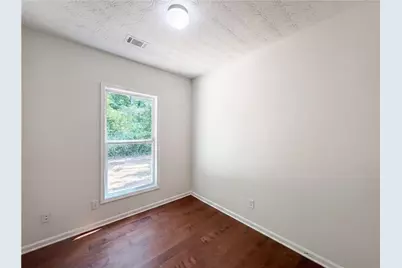 603 Marsh Lake Road, Lawrenceville, GA 30045 - Photo 12