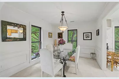 23201 Plantation Drive, Atlanta, GA 30324 - Photo 6