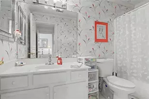 23201 Plantation Dr, Atlanta, GA 30324 - Photo 14