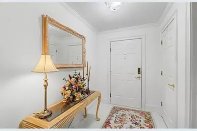 23201 Plantation Drive, Atlanta, GA 30324 - Photo 10