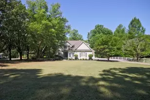 1692 N Hadaway Rd NW, Kennesaw, GA 30152 - Photo 2