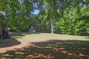 1692 N Hadaway Rd NW, Kennesaw, GA 30152 - Photo 10