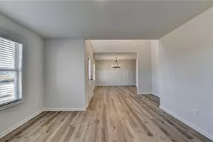 646 Rodeo Dr, Auburn, GA 30011 - Photo 6