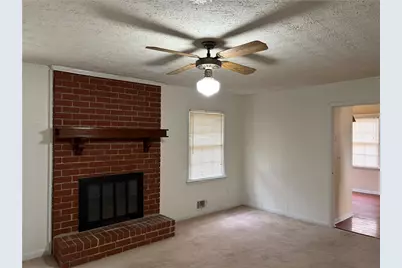 5252 Enchanted Cove SW, Lilburn, GA 30047 - Photo 4