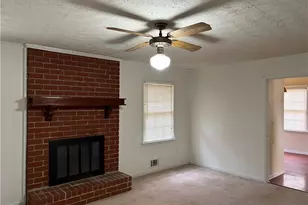 5252 Enchanted Cove SW, Lilburn, GA 30047 - Photo 4