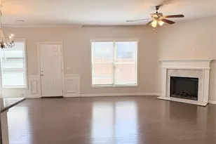 1033 Haley Woods Ln, Lawrenceville, GA 30043 - Photo 4
