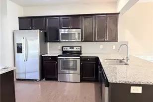 1033 Haley Woods Ln, Lawrenceville, GA 30043 - Photo 8