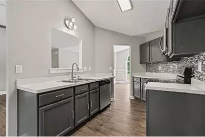 5687 Wellborn Oaks Court, Lithonia, GA 30058 - Photo 10
