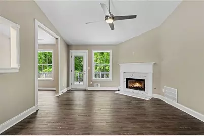 5687 Wellborn Oaks Court, Lithonia, GA 30058 - Photo 4