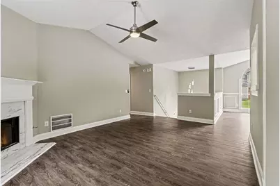 5687 Wellborn Oaks Court, Lithonia, GA 30058 - Photo 6