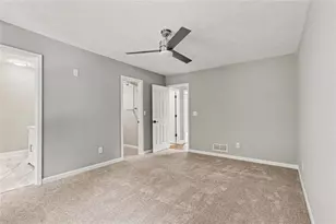 5687 Wellborn Oaks Ct, Lithonia, GA 30058 - Photo 18