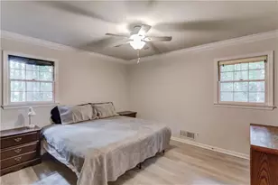 597 Beth Ct SW, Lilburn, GA 30047 - Photo 16