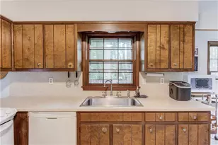 597 Beth Ct SW, Lilburn, GA 30047 - Photo 12