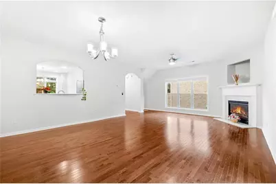 6170 Thorncrest Drive, Tucker, GA 30084 - Photo 8