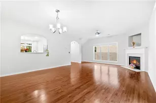 6170 Thorncrest Dr, Tucker, GA 30084 - Photo 8