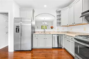6170 Thorncrest Dr, Tucker, GA 30084 - Photo 12