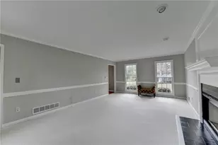 2451 Meadowglen Trail, Snellville, GA 30078 - Photo 14