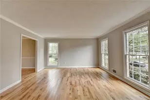 2451 Meadowglen Trail, Snellville, GA 30078 - Photo 6