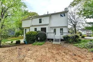 2451 Meadowglen Trail, Snellville, GA 30078 - Photo 58