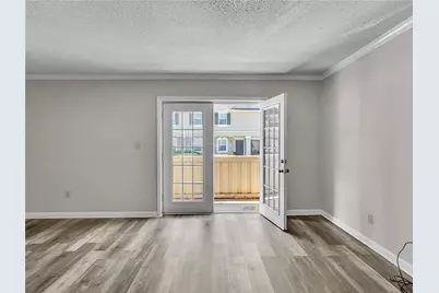 6900 Roswell Road #10Q, Atlanta, GA 30328 - Photo 2