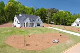 8330 Creekside Overlook Dr, Gainesville, GA 30506 - Photo 4
