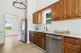 142 River Oaks Dr, Woodstock, GA 30188 - Photo 14