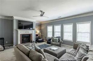 820 Sapphire Ln, Sugar Hill, GA 30518 - Photo 4