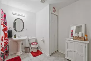 2170 Thorndale Dr SW, Lilburn, GA 30047 - Photo 20