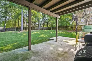 2170 Thorndale Dr SW, Lilburn, GA 30047 - Photo 28