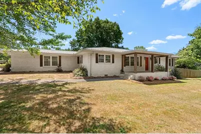 1172B Alabama Street, Carrollton, GA 30117 - Photo 2