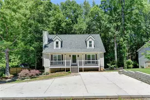1530 Plunketts Rd, Buford, GA 30519 - Photo 4