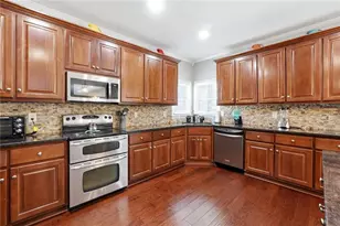 676 Bent Leaf Dr, Dallas, GA 30132 - Photo 10