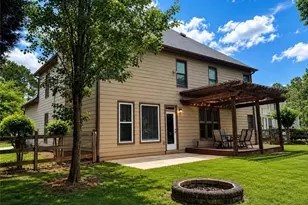 676 Bent Leaf Dr, Dallas, GA 30132 - Photo 2