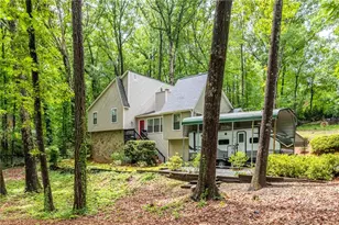 10530 Shallowford Rd, Roswell, GA 30075 - Photo 1