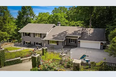 132 Laurel Drive NE, Atlanta, GA 30342 - Photo 60