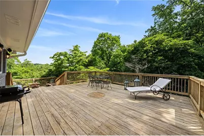 132 Laurel Drive NE, Atlanta, GA 30342 - Photo 52