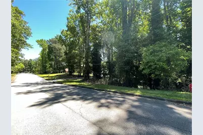 6990 Oak Leaf Drive, Fairburn, GA 30213 - Photo 16