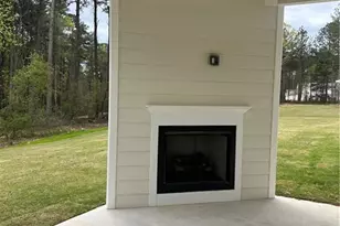907 Bessie Ct, Loganville, GA 30052 - Photo 6